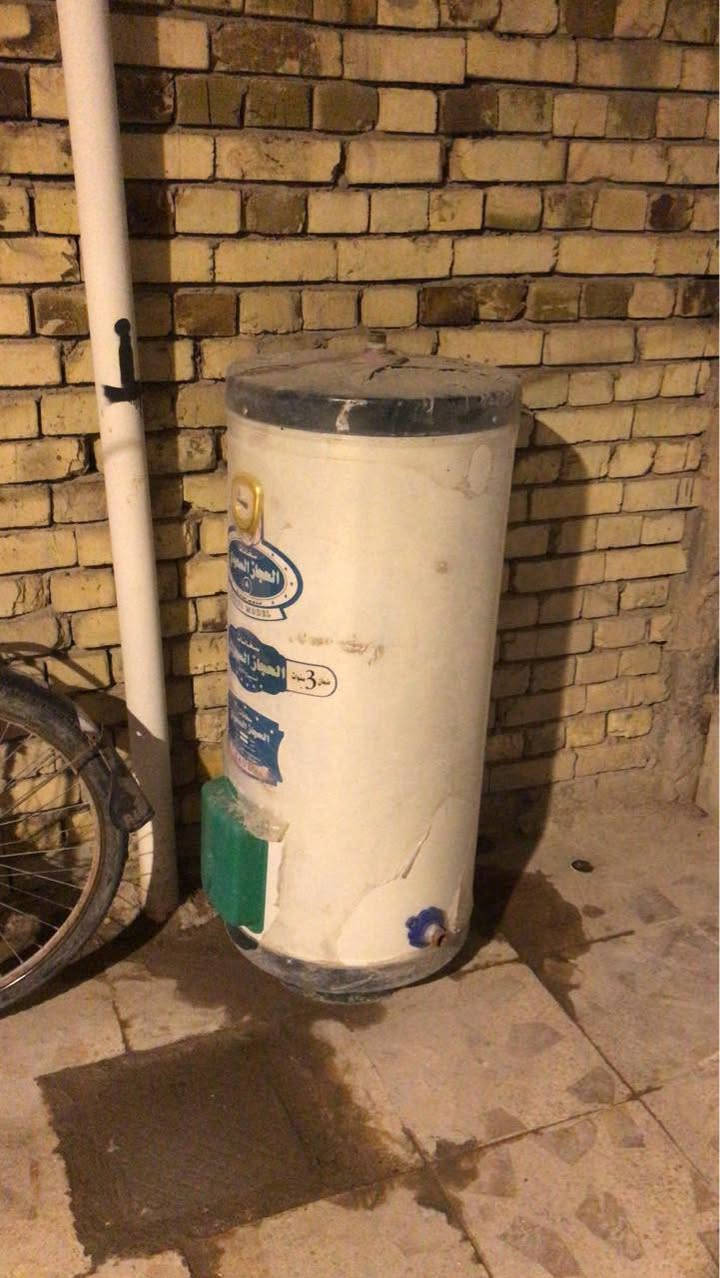 بناتي ١٢٠ الف
بالون ٤٠ الف 
سخان ب٦٠ الف 
زبير محلة الشمال 
***********
