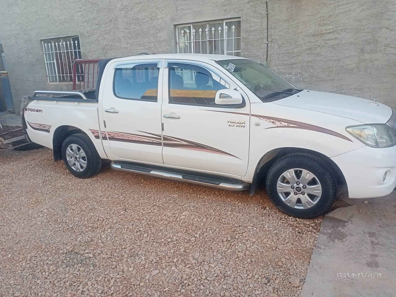 تيوتا لبيع موديل 2009سعودي باب اول دشبول ليزري شاصي 19تخم تاير مكفوله من الصبغ وضربه والبارد رقم انبار للاتصال على الرقم ***********
