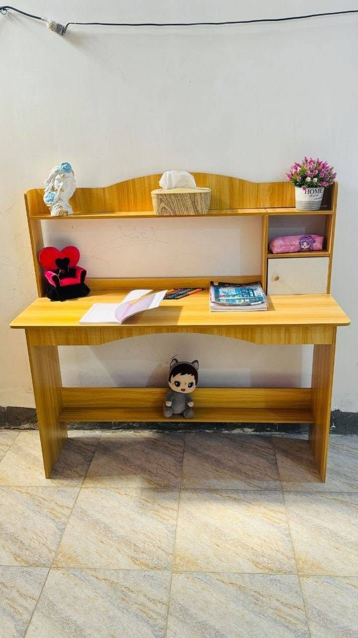 🔥ميز مكتبي  120cm 🔥
🔴 متوفر ٣ الوان   ( ابيض -  رصاصي  - بيجي )
🔴بدون باب 
🔴القياس ١٢٠×١٢٠×٤٣
🔴خشب mdf. 12mm
✅️ السعر 85 والتوصيل مجاني


**إذا كنت صاحب هذا الإعلان وتريد حذفه لأي سبب، رجاءا أرسل رسالة إلى الدعم الفني**