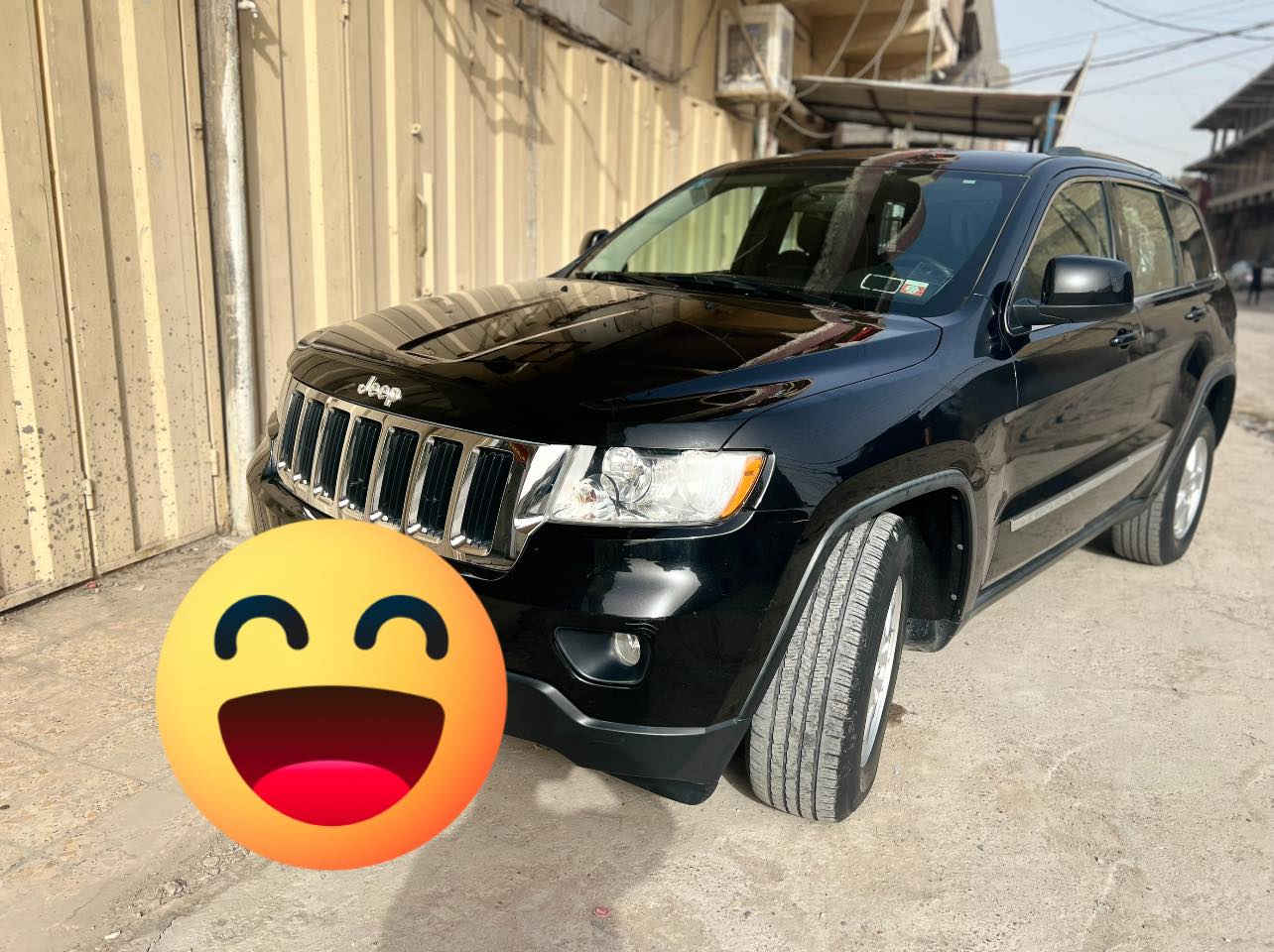 جيب لاريدو امريكي 2012 كلين
سنوية ورقم وهزة كلة جديد 
رقم بغداد بسمي تحويل مباشر 
مكفولة من الصبغ والدعم قطرة صبغ ما بيها بيه بصندوق تكحيل مال شخط
كير مكينة بالشرط تدفئة تبريد بالشرط 
السيارة كلها ع البلاد 
ماشية 100 k
مال بيت ما متعوبة ابد 
6 سلندر 3600
تو ويل المرغوب 
مواصفاتها معروفة 
تحديد سرعة 
نظام ايكو وسبورت 
كشن كهرباء + مساج ضهر 
كامرا خلفية 
حساسات تاير 
شاشه رقمية 
مانع انزلاق 
مراءاه حساس ضباب 
ستسم صوت 
بالحقيقة احلى من الصور 
تجي تشوف وبيك خير وتدلل وكلشي اكو بالسوك*********** هذا رقمي متوفر واتساب واتصال مكان بغداد وعندي صور امريكا اتصل ممتواجد بالفيس
