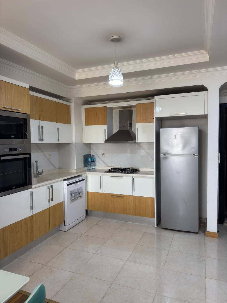 شقة الايجار في رويا تاورز غرفة و صالة مؤثث مساحة ٨٥ طابق ٦ 
*********** أربيل, العراق
