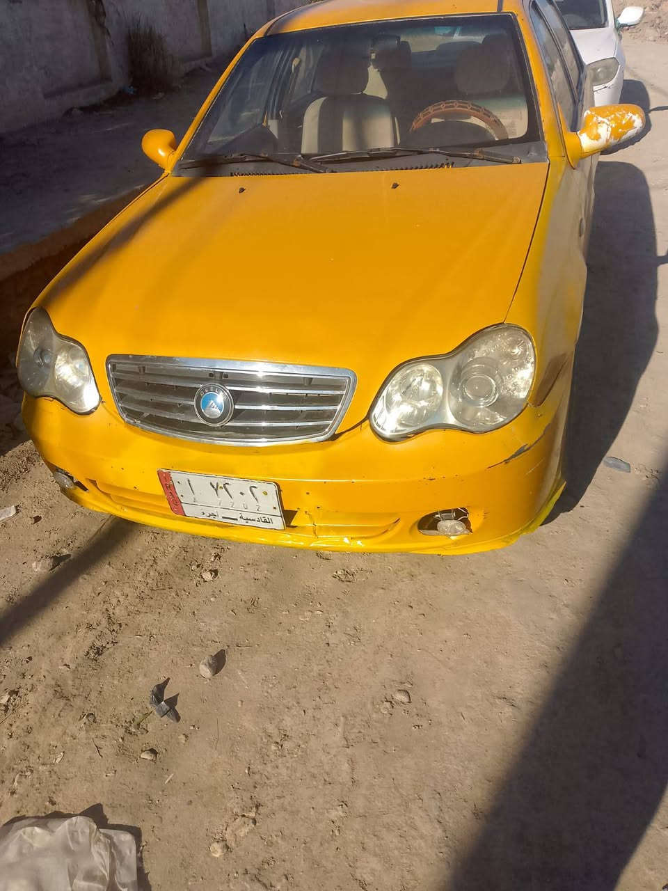 السلام عليكم سي كي جيلي موديل 12 قادسيه محرك وكير جدد حداديه جديده دواخل كله جديد مصفره هيئه وغرامات تحويل مباشر بيع مستعجل مكلف بالنشر السعر 18وبي مجال الاتصال***********
