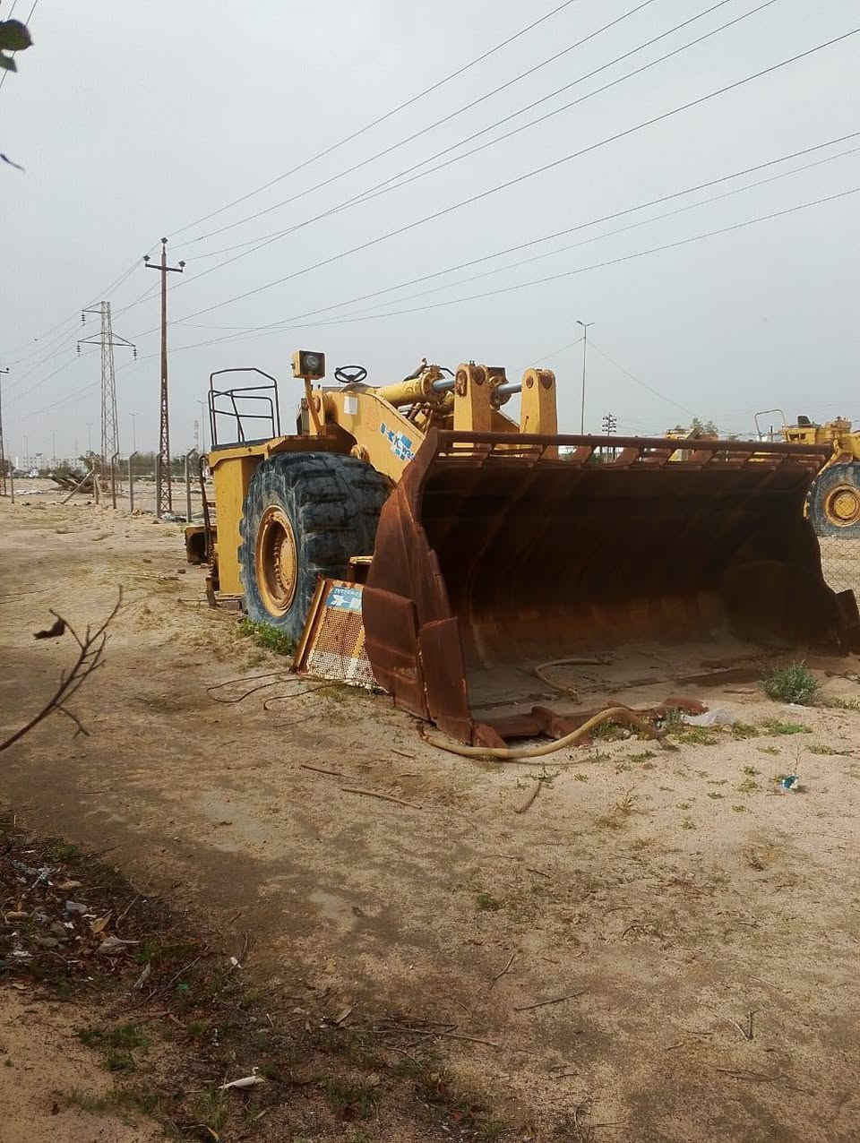 ياالله شفلات للبيع لشراي يخابر وأني خادم لشراي ***********
