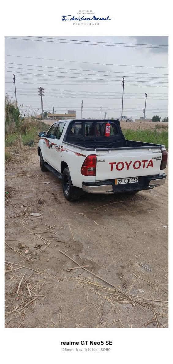 بيك اب فورويل مديل 2016
سيارة مكفولة من كلشي 
كير عادي 
سعرها 200 
مكان السيارة / بصرة 
رقم الهاتف / ***********
