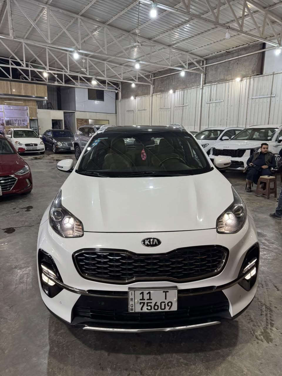 ابدأ رحلتك نحو القيادة المثالية مع معرض الدله للسيارات🚘، حيث الثقة والتفوق يلتقيان في كل تجربة قيادة. نحن نعلم أن السعر والجودة هما عوامل حاسمة في اختيار سيارتك المثالية، ولذلك نقدم لك أسعارًا تنافسية لا تُقاوِم.

الموقع📍: بغداد الكريعات شارع الوقف السني 
للاستفسار :***********
                    او 
***********

اللاستفسار عبر الواتساب ‬

النوع:كيا سبورتج
الموديل:2019
حجم المحرك:2.0دوش
عداد المسافه:74 الف كيلو متر 

المواصفات:
جي تي لاين
فول مواصفات1/1
بصمه تشغيل
بصمه ابواب
قطعتين تبريد
كشنين كهرباء
جنطه كهرباء
مقاعد جلد
تحكم ستيرن جهتين
مثبت سرعه
وباقي المواصفات المعروفه 
السعر:203 وبيه مجال
