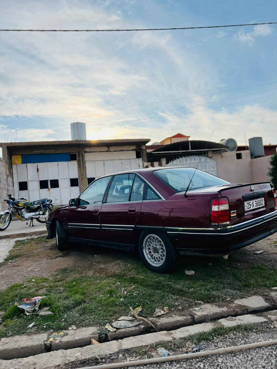 سلام وعليكم سياره اوميكه موديل 1991 جوم كهربه صقف سلايت كهربايات محرك كير كلا شرط صبق جماليه دفتر بنزين مشروع وطني سنويه لل الفين 30السعر 43وبي مجال لسستفسار اتصل *********** المكان باجوان
