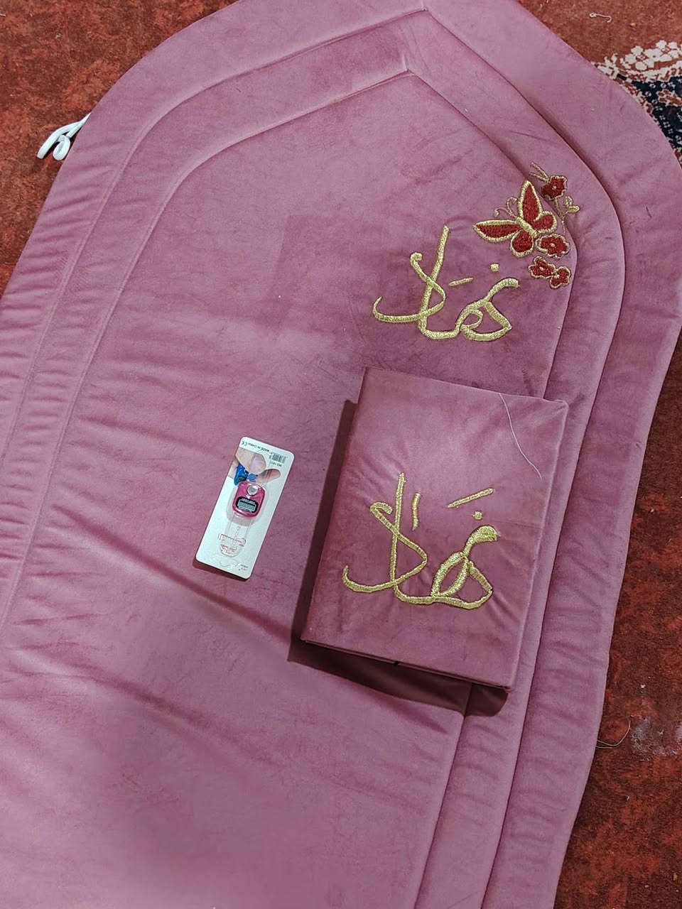 رمضان قرب… ووقت الطاعة والنية الصافية 🌙
دللي نفسچ أو فاجئي أحبابچ بـ طقم صلاة أنيق ومرتب يليق بأجواء الشهر الفضيل 🤍
طقم صلاة بخامة ناعمة ومريحة، حلة, بابل


**إذا كنت صاحب هذا الإعلان وتريد حذفه لأي سبب، رجاءا أرسل رسالة إلى الدعم الفني**