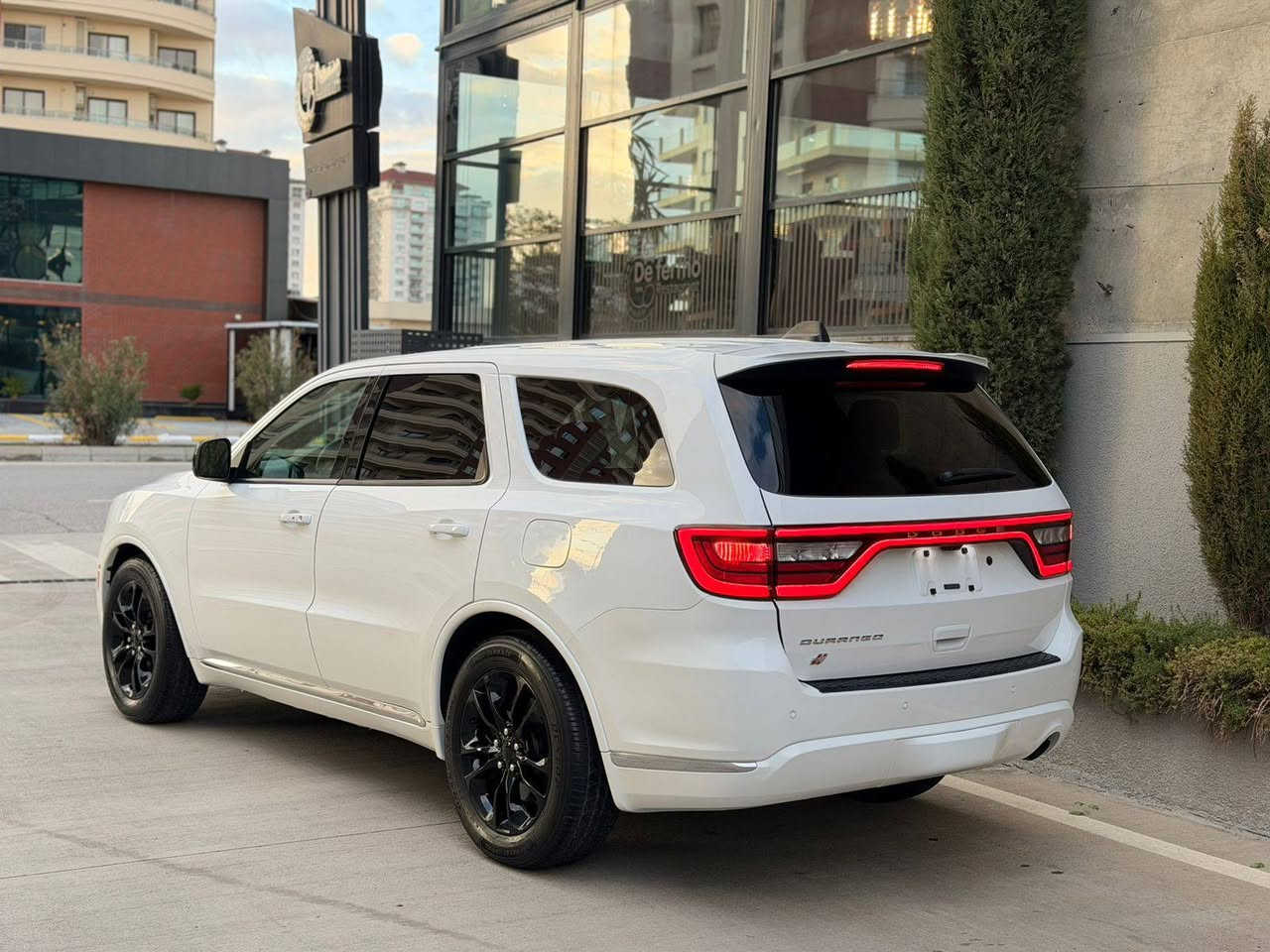 دۆج دۆرانگۆ 2023 مواسەفات 
مەکینە ٣.٥ شەش بستن
چوار هەزار ڕۆشتو.
.دەبڵ ئەکسل
شاشە گەورە..کامێرا بەصمە
کوشن کارەبای..سێ ڕیز کوشن
لایت led..لایت عەدەسە
ویلو تایەی بیست..تەبریت مەرکەزی

سعر لە کۆمێنت داوابکە ڕاستەخۆ بۆت دیت 📩 

سەیارەکە تەنها یەک پەلە بۆیاخی هەیە ..
پێشوو دوای کەپسە..جێڕو مەکینەو تەقەو ڕەقەی
هەموو بەشەرت
دوو مانگ ژمارە کاتی لەگەڵە
 
ژمارەی خاوەنی 
***********
***********
