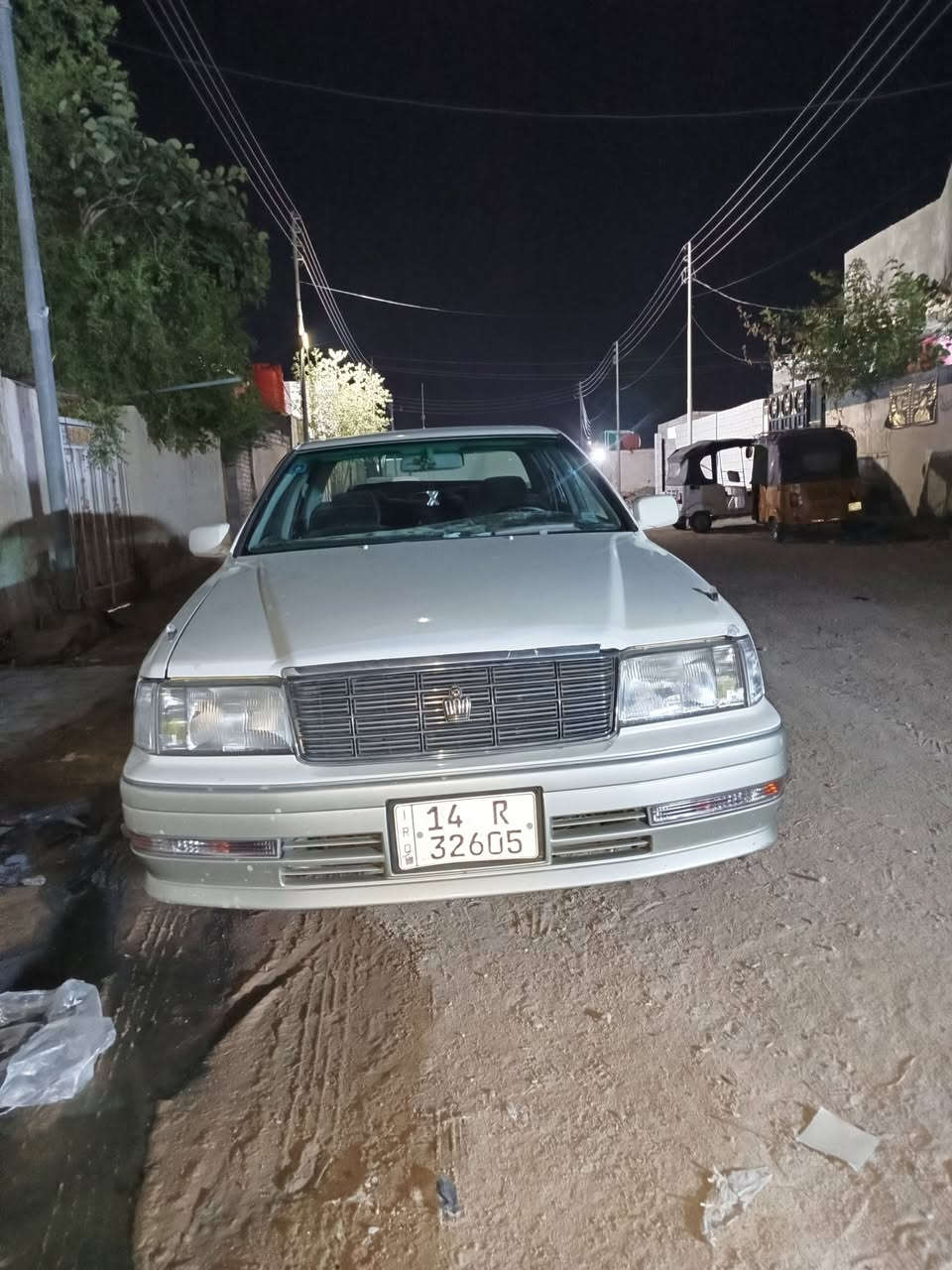 السلام عليكم راس ثور فلات لبيع موديل 2000جانت صفره ومصبوغه سنويه ل 31مداور ثاني يوم كير مكينه تبريد حداده جاهزه بيه قماره فقط مكاني بصره سفوان حتلو اكو مراوس   ب كوري ونطي فرق     يدزلي صور خاص السعر 70وبي مجال قليل ***********
