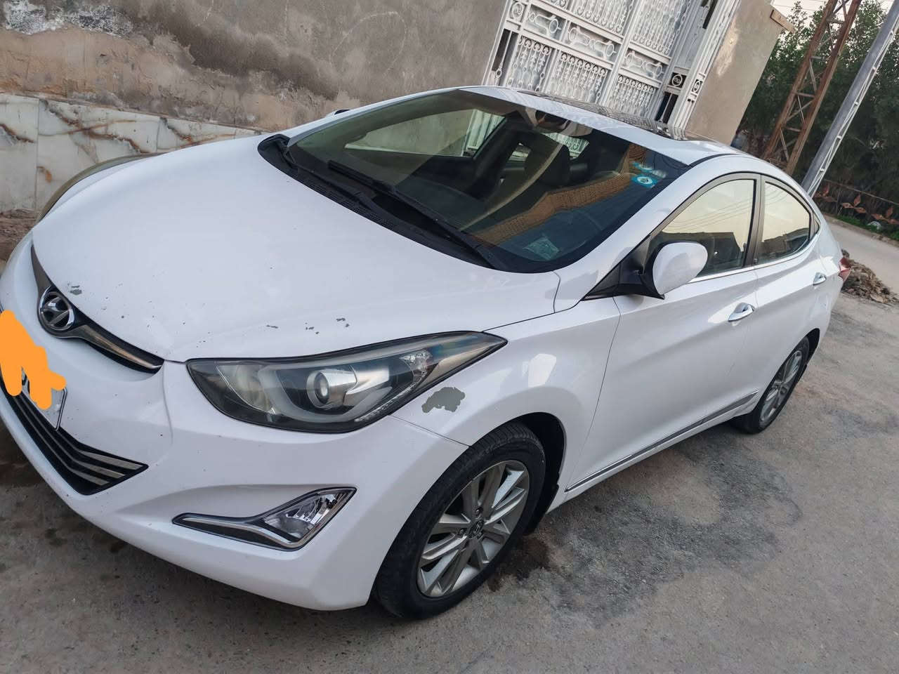 يا الله سلام عليكم
النتره 15 فول مواصفات 
باسمي خليجي كفاله 
ماشيه  ميه وربعين الف
مكينه 1800
السياره باسمي 
مكان السياره ميسان المشراح 
*********** اتصل وتدلل
