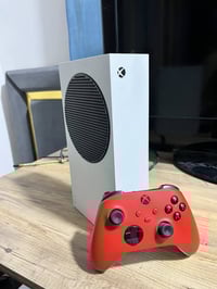 للبيع xbox series sذاكره 512 الجهاز جديد مستخدم قليل بي حساب مشتري بي ...