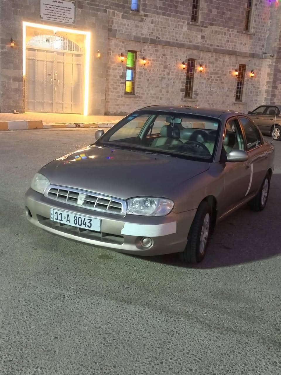 سياره كيا سبكترا موديل 2004 بسمي سنويه لحد 2030 شرط تحويل صبغ عام  للجماليه فقط جان جارد مصبوغه  وضعه على شركه حداديه جديد بدون ضربه كهربائي كله شغال تدفئه شغال بس تبريد مايشتغل بيها كود ديالى مال بنزين.. رقم*********** سعر 42 بي مجال ..عنوان كفري
