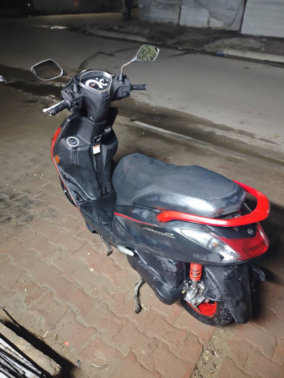 سلام عليكم شباب دراجه اكزز حديث دراجه حلوه مكينه مكفوله مكفوله من الفتح دراجه مال اوادم


**إذا كنت صاحب هذا الإعلان وتريد حذفه لأي سبب، رجاءا أرسل رسالة إلى الدعم الفني**