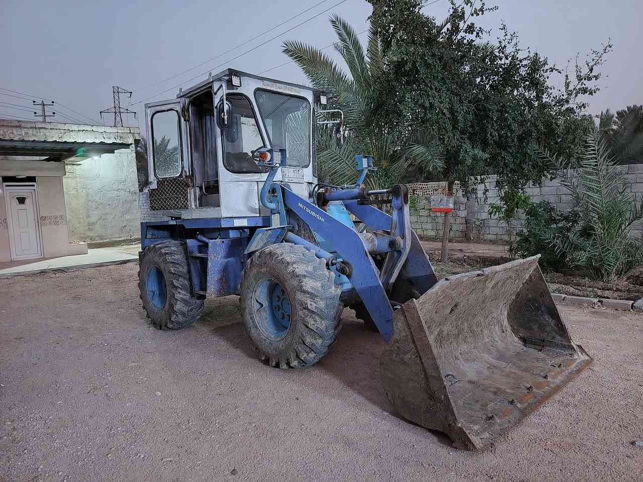 شفل ميسبوشي حجم 50 موديل 99 للبيع جاهز للشغل كهربائيات شغالة عنوان كربلاء السعر 190 وبي مجال للشراي للاستفسار ***********
