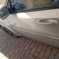 باب سيارة • قطع غيار • بلاديات