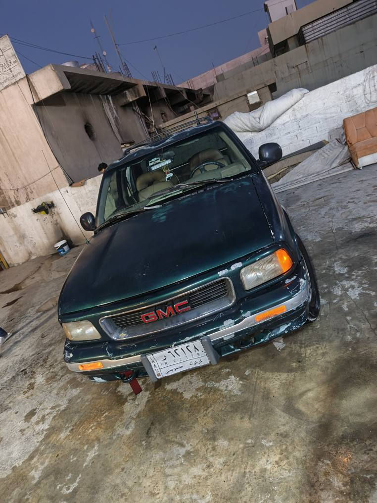 جمسي Gmc جيمي موديل 96 للبيع 
كير ومحرك ٦ سلندر بشرط 
تبريد شغال 
كشنات جلد وكهرباء 
بطاقة بانزين بيه
رقم كركوك تحويل وكالة بشرط 
العنوان كركوك حي الواسطي
السعر ٣٦ وبي مجال بسيط
***********
