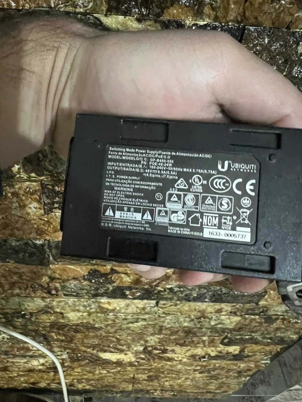 محولات عدد 3 ثنين v48 اوحده v50 كلهن ب 35ً.  + نانو بردج شغال ونضيف مع محوله اصليه بور بيم  سعره 35 ضمان 3 ايام موجود توصيل ***********
