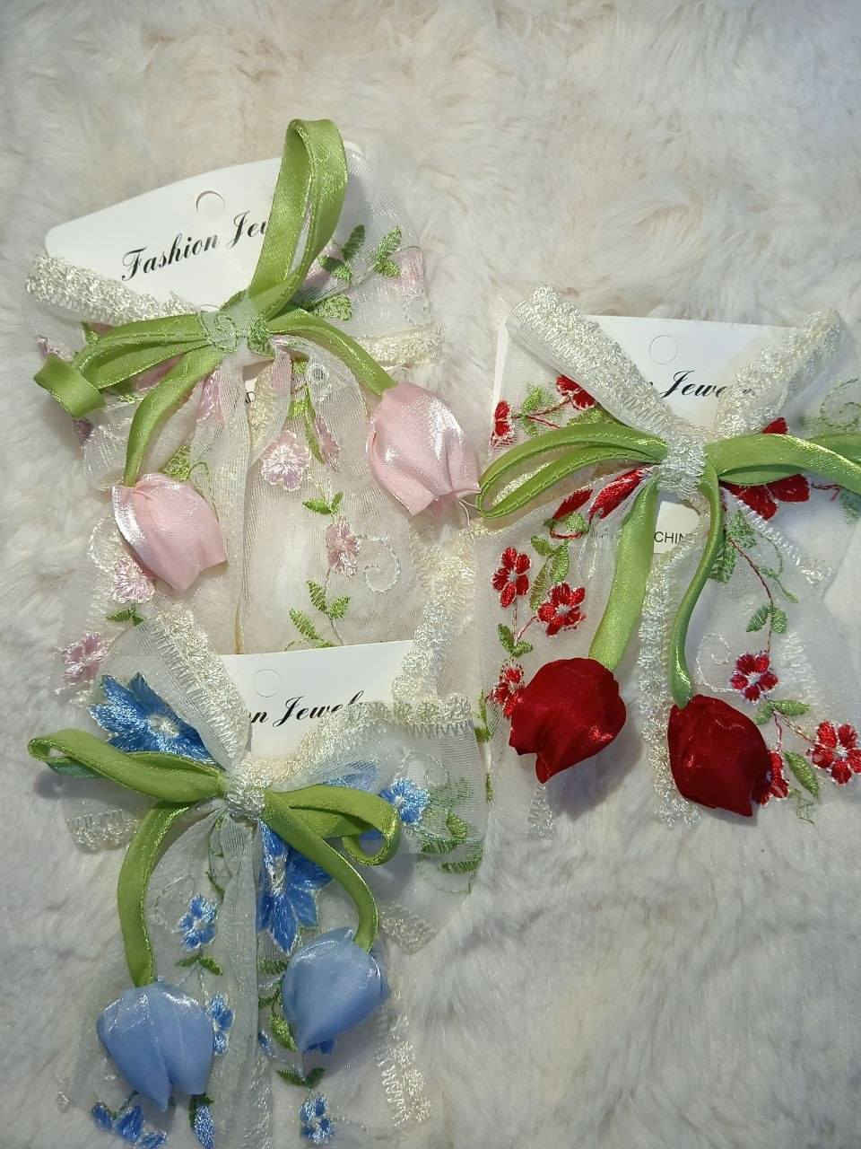 فيونكات شعر فيوكيه بهل جمال سعره الفين بس 🤍✨


**إذا كنت صاحب هذا الإعلان وتريد حذفه لأي سبب، رجاءا أرسل رسالة إلى الدعم الفني**