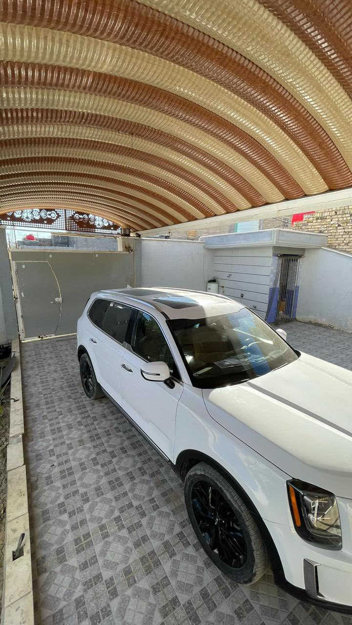 السلام عليكم...للبيع فقط
كيا تيلورايد موديل21 فول مواصفاتSX برستيج١/١
مرقم بغداد الدولي كامله بدون اي نقص 
ماشية٣٣
الضرر تبديل جاملغ وبنيد نفسه مصلح بدون شاصي ولغد
عالسونار قطعتين صبغ  فقط 
متوفر واتساب ‭ ٠٧٨١ ١٦٨ ١٣٥٥‬
