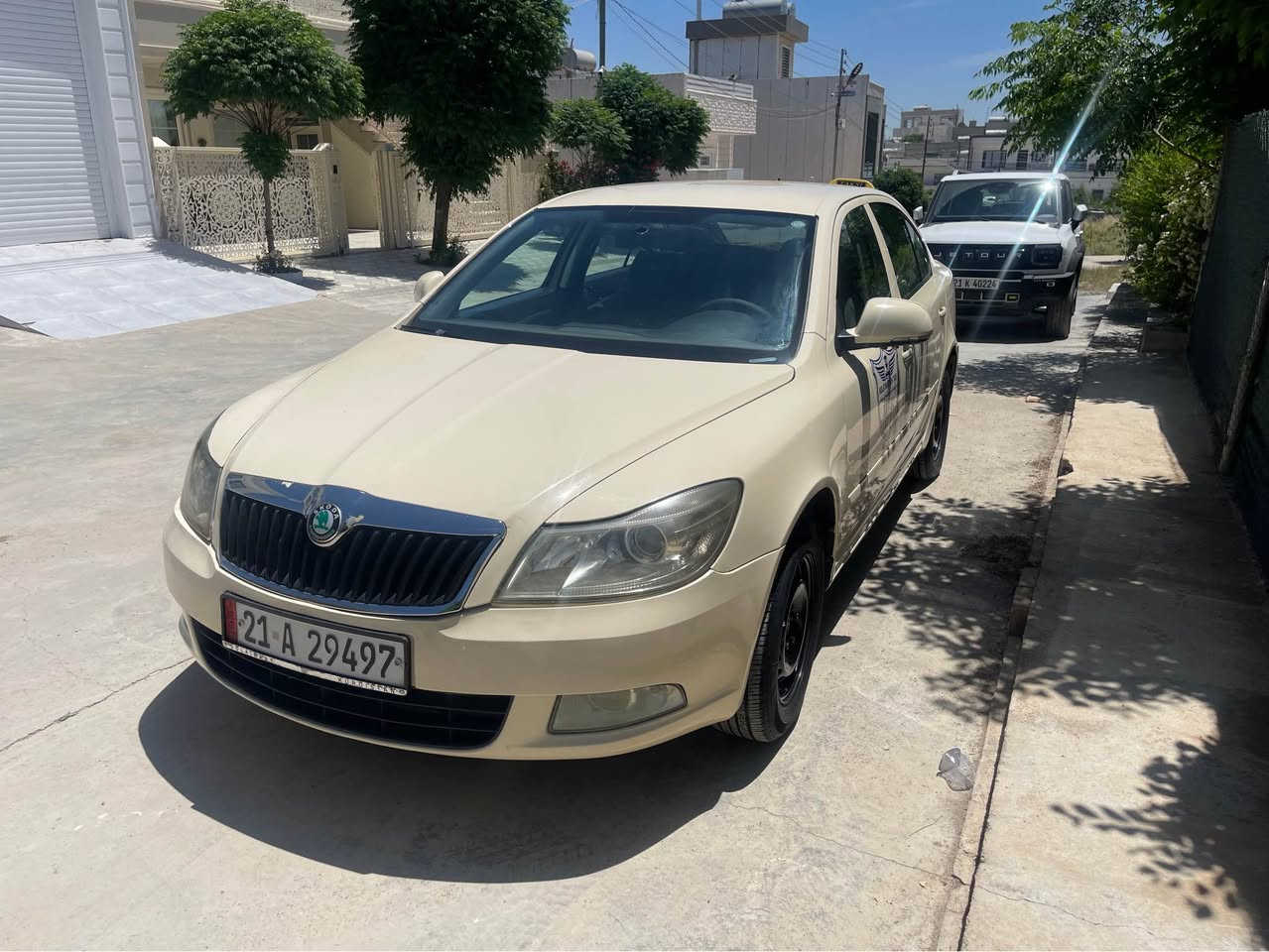 سكۆدا٢٠١٣ بێ بۆیاخ   مەكینەی كروە بە ٢٠ جیتا  زۆر چاكا پاكا بێ مەسرف ٤ تایو ویلی لۆكی لەسەرە شاشە ئیپادیلە سەرە رەقمی تازەیە گێرو مەكینەی بەشەرت تەحویل خرامە بە شەرت سەعری ٨٨گەلا ومەعامەلە *********** السليمانية, العراق
