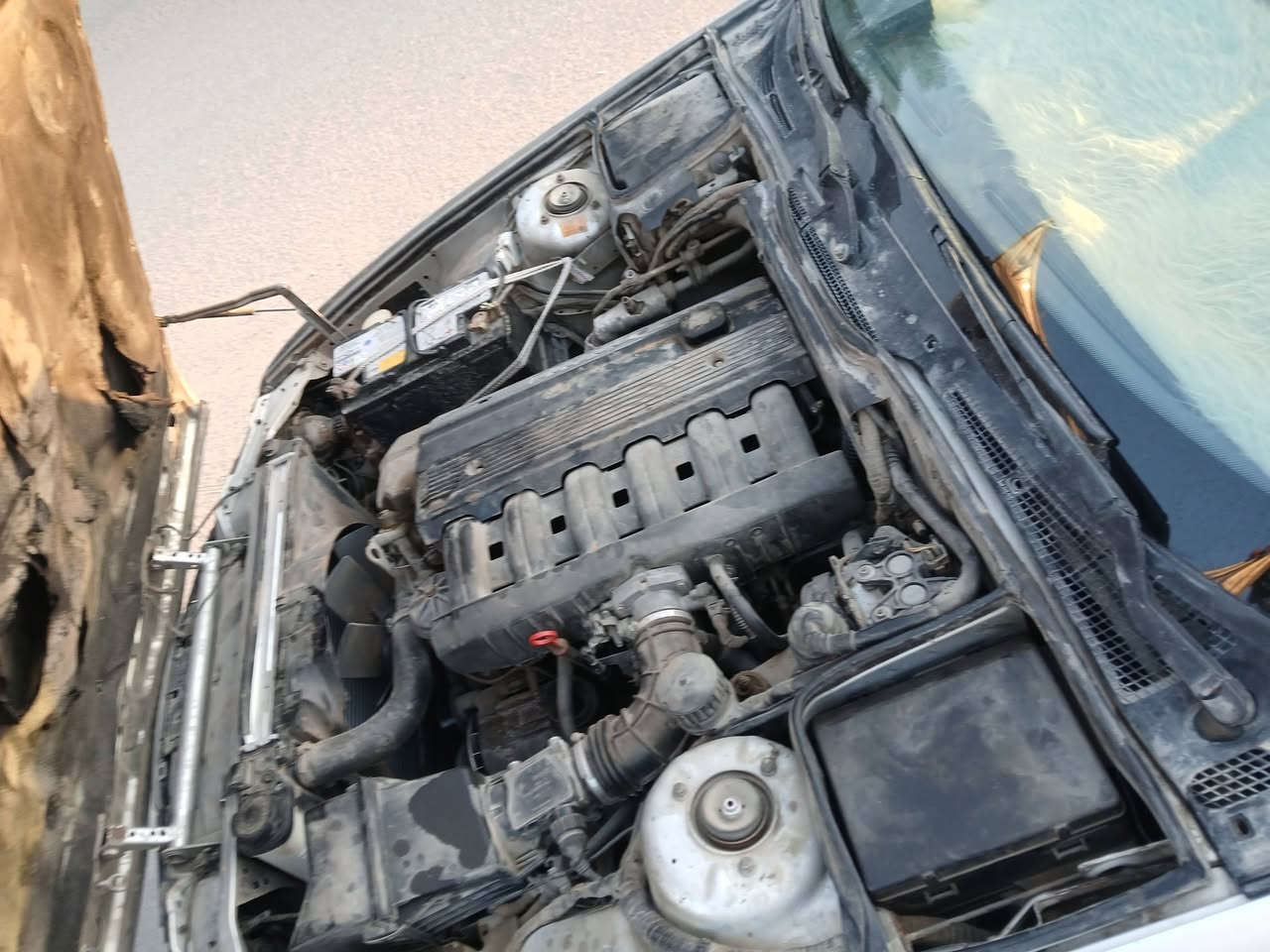 للبيع حجم 525 موديل 91 مسكر تبريد نقص فقط ابطاين بيبان مكان الدوره سعر 45 سياره بسمي رقم بغداد انكليزي ***********
