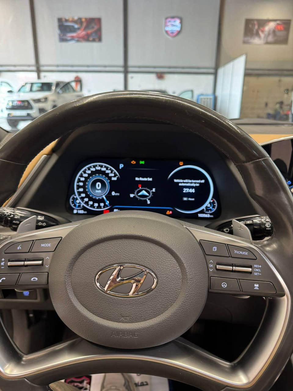 السلام عليكم 
سوناتا 2021 
فووول لمتد اعلى فئه 
حادثها ربع جاملغ خلفي بدون ايرباك بالهلال فقط 
جميع الايرباكات سليمه 
رقم اربيل تحويل مباشر 
مكانها بغداد الاعظميه *********** 
سعرها 195 وبي مجال للشراي بغداد, العراق
