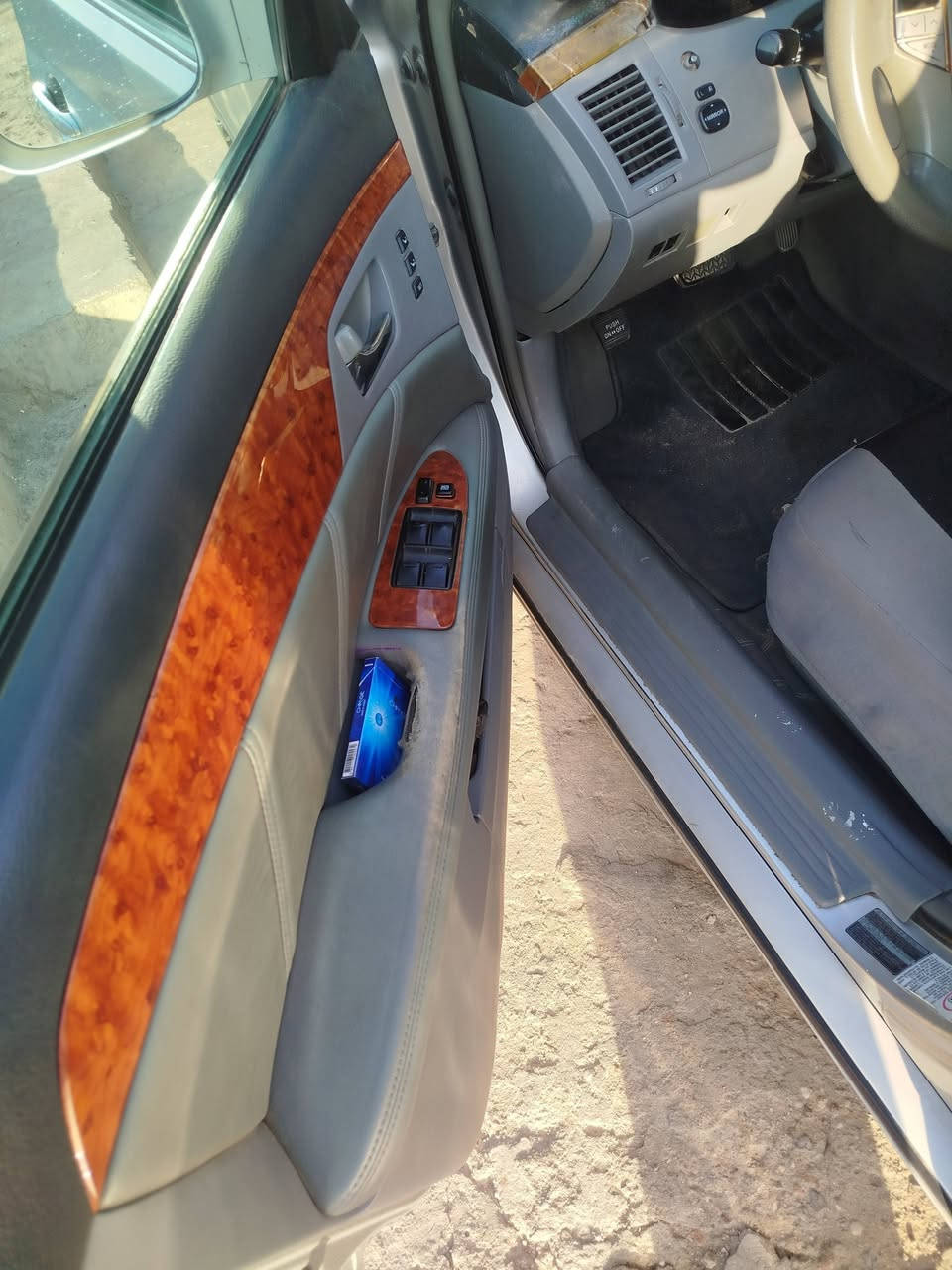 سلام عليكم افلون موديل 8للبيع محرك 6سلندر مصبوغ عام بيهه حادث جاملغ خلفي ايسر مبدل الكفر وبس بدون دواخل السياره جاهزه من كلشي ترايك وين ماتريد وتحويل ثاني يوم مكان السياره بصره أبي الخصيب شارع ميناء ابو فلوس 
***********
***********
