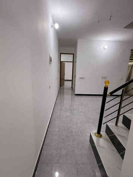 السلام عليكم ورحمة الله وبركاته من رخصت مدير الكروب المحترم نرجو الموافقه على المنشور بيت للبيع مساحه البيت ١٠٠ متر الجبهه ٥ والنزال ٢٠ يتكون البيت من الستقبال وصاله وغرف نوم وصحيات البيت قاط واحد عقد زراعي ١١٧ العنوان بوب الشام قبل القوس منطقة الحاج ضيفان بعد سيطره الشعب القديمه خدمات كامله تبليط كهرباء مجاري رئيسيه مدارس قريبه ولمعرفة باقي التفاصيل الاتصال برقم ***********
