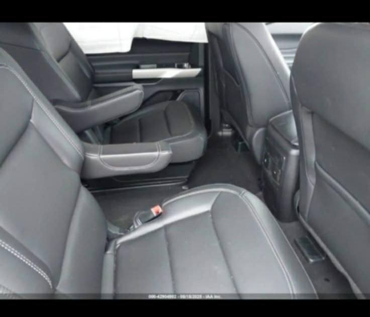 سلام عليكم
للبيع فورد اكسبلورXLT موديل ٢٤ مكمركة وكاملة بدون رقم ولاتصليح على وضعها مكانها بغداد اللطيفية السعر 185👍
***********
