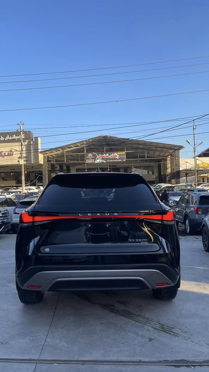 Lexus Rx 350H
Hybrid
لێگزز ئاڕ ئێکس ٣٥٠ مۆدێل 2024 هایبرید سەیارەکە نمونەیە لە جوانی 
تەنها ٧ هەزار ڕۆشتووە
مواسەفات:
AWD
ڕادار 360
سڵاید
شەحن وایەرلێس
بەسمە
ئاوێنە ڕادار
ساردکەرەوەی کوشن
گەرمکەرەوەی کوشن
تەحدید سورعە
کوشن کارەبا
لاییت لید
شەغال
شاشە گەورە
ئەپڵ کارپلەی
ئەندرۆیت ئۆتۆ
بارگاویکردنی بێتەل
کوشن میمۆری
زۆر مواسەفاتی دیکە
ژمارەی تەلەفون:***********
واتساپ&ڤایبەر✅

LEXUS RX 350H 2023
 
لكزز RX 350H  هايبرد  
المسافة المقطوعه 7000 فقط

المحرك 2500cc هايبرد 
الموديل 2024

                  ======= الاضافات👇👇 ======

فتحة 
شاشة كبير. 
دفع رباعي 4x4.
رادار امامي 
 مانع تصادم
تصحيح مسار
مانع انزلاق
تحديد مسرب .
نقطة عمياء .
مثبت سرعة
هاند بريك كهربائي 
كاميرا خلفيه  
كراسي جلد 
كراسي كهرباء
طارة مدفية .
كراسي مدفية + مبردة
بصمه أبواب
بصمه تشغيل
تحكم ستيران
شاحن وايرلس 
تشغيل عن بعد سياره 
‎اضويه اماميه زنون LED
كشافات ضبابي LED 
اضويه خلفيه LED
حساسات خلفيه  
باب خلفي كهرباء
نظام GPS+ خرائط 
3 انظمة قياده Sport /ECO / Normal
كندشن مركزي امامي + خلفي 
بلوتوث 
مدخل AUX + USB
***********
