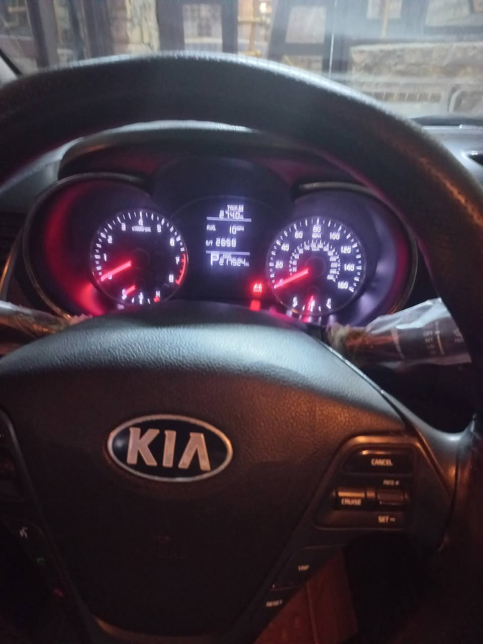 السلام عليكم فورتي 2016 أمريكي حادثهه جاملغ وبنيد جاملغ مصلح نفسه والبنيد مبدل السياره لبيل واحد من عده البنيد. مكينه دوش 1800 دوش لاتنقيص ولا تبخير كير أي AT المرغوب .بسمي رقم جديد هزه جديده مصفره هيئه وغرامات السعر ١١٢ وبيها مجال مكان سياره بغداد ***********
