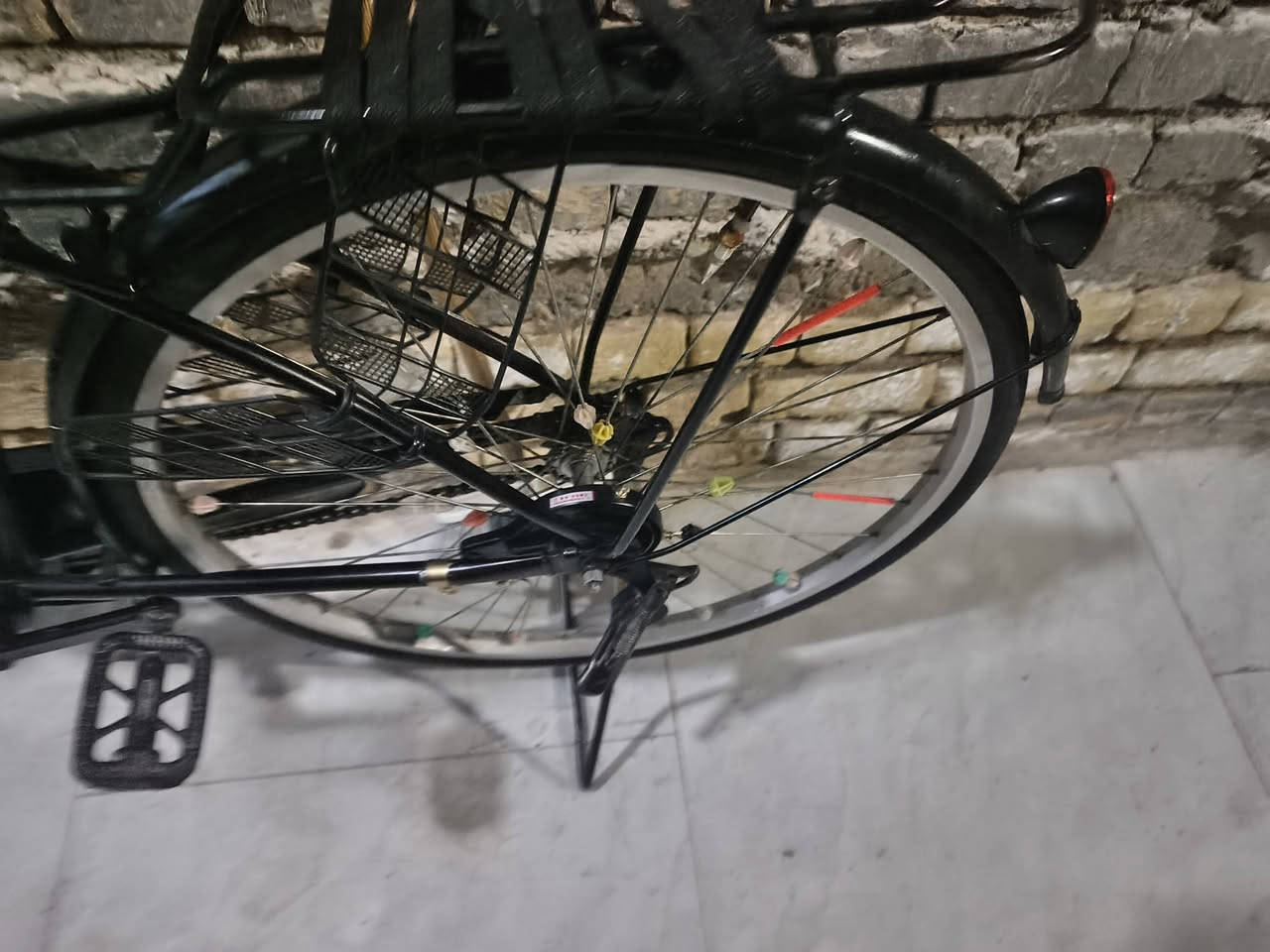 بايسكل ياباني بناتي  للبيع 
واسط قضاء الحي 
هاتف. ***********
