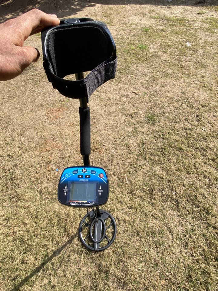 سلام عليكم حبايب هذا جهاز كشف المعادن للبيع *********** متوفر بالحله
