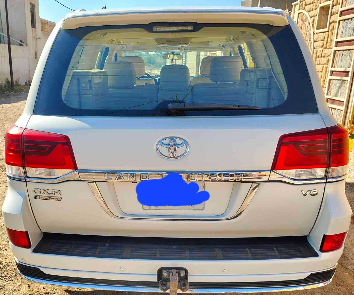 سلام عليكم
لاندكروز موديل 2019.    رقم بغداد ألماني بسم شركه 
مواصفات ابريم مكفوله كفاله عامه 
عنوانها ديوانيه مركز 
التواصل ***********
سعر 560
