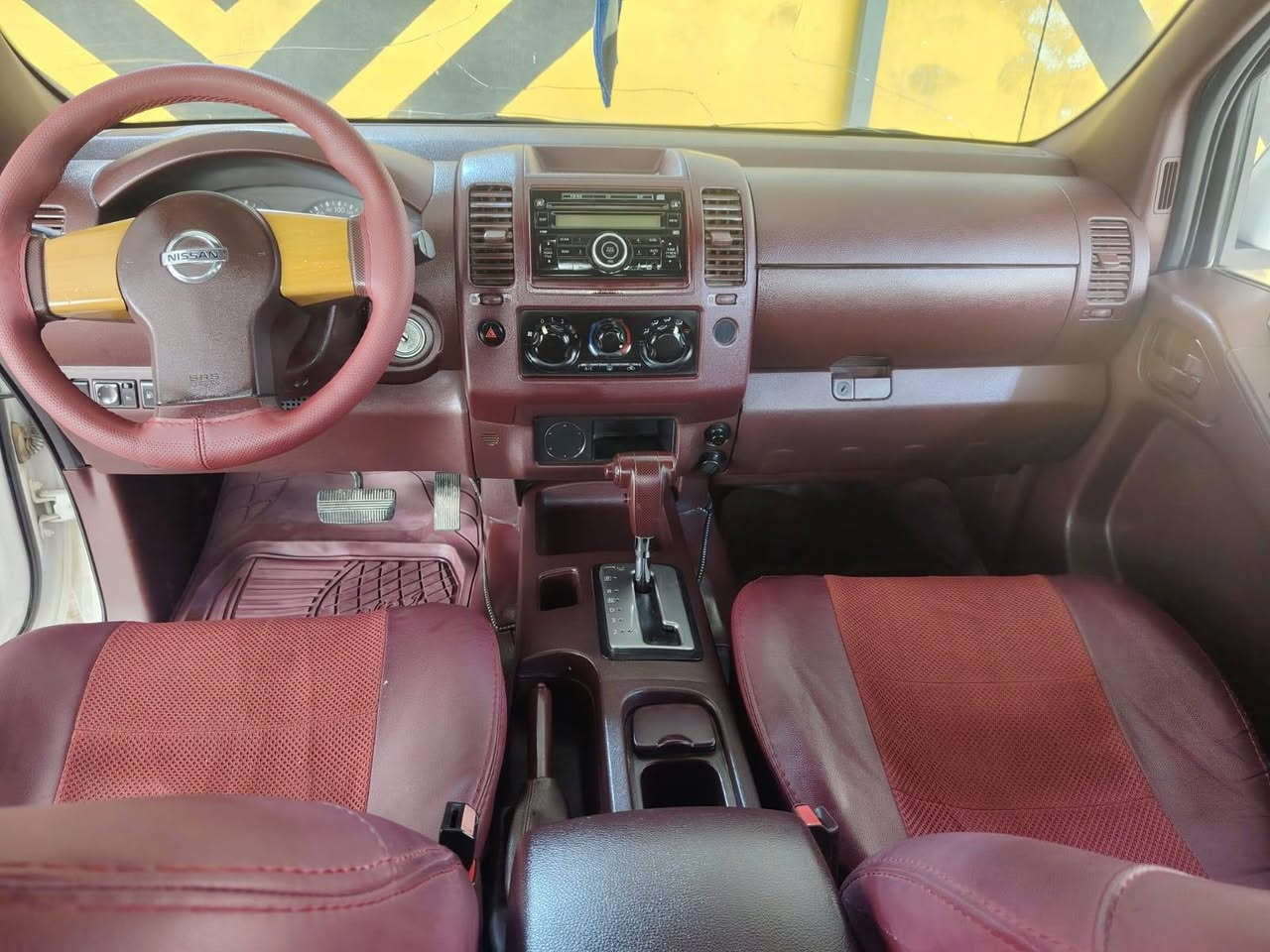 سلام عليكم نيفاره البيع سياره مكفوله كفاله عامه جديده موديل 2014جديده سياره وتماتيك تخم تاير  ماشيه 110حقيقي سياره جديده أحله من صوره مكان بغداد سياره رغم دياله  بسمي سياره تحويل سعر تصل ررغم ما متواجد عله الفيس بي واساب***********
