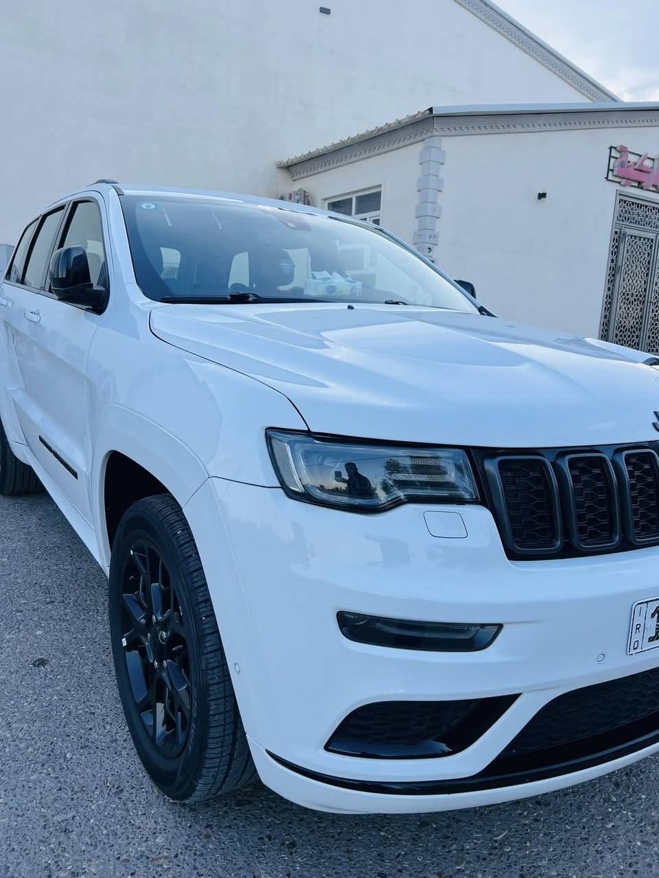 جيب فئة:    S
موديل:     2021

مكينة:     V6 3.6

خليجي وكالة هارلم 

سيارة نظيفة جدا ع وضعية الشركة

مكفوله كفاله عامه عدا  صبغ نص قبق الجنطه بدون دواخل والسونار مرفق في المنشور 

المواصفــات :

بانورامـــا

رادار جانبـي نقطة عميـاء رادار خلفـي

كشن حار بارد 

كشنات جلد كنتارة احمر واسود بلادي

ستيرن هيتـر + كهرباء

نظام توقف اوتـو ستوب

حساسـات امامي خلفي

صندوك كهربائـي

سماعات سستم صـوت

دمام بالصنـدوك

بصمة و تشغيل عن بعـد

كيج الكترونـي

نظام متعدد اوتو للطرق

مري قلاب وشفط

ماشية 48 الف كم

السعر 335 وبيها مجال بسيط للشراي 

 مكان السيارة:صلاح الدين قضاء الضلوعية

للاستفسار الاتصال ع الرقم:***********
