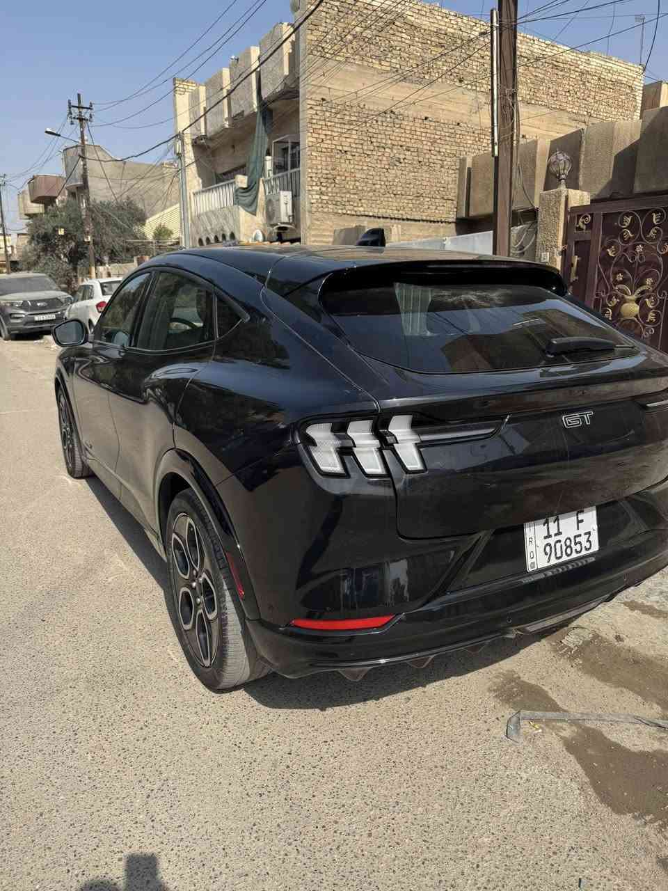 السلام عليكم
موستانك ماك اي 
 كهرباء بل كامل 2024 GT اعلى فئه 
دبل ماطور 4 ويل 
سرعه من0 الى 100 ب 3 ثانيه 
الشحنه من 450 الى 600 كيلو 
جنطه كهرباء 
4 كامرات 
كشنات كهرباء 
ميموري 
داخل 7 الوان 
تدفئه كشنات ستيرن 
وبعد هواي مواصفات 
السعر 235$ 
للاستفسار ***********
