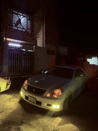 كراون • ٢٠٠٦ • رصاصي