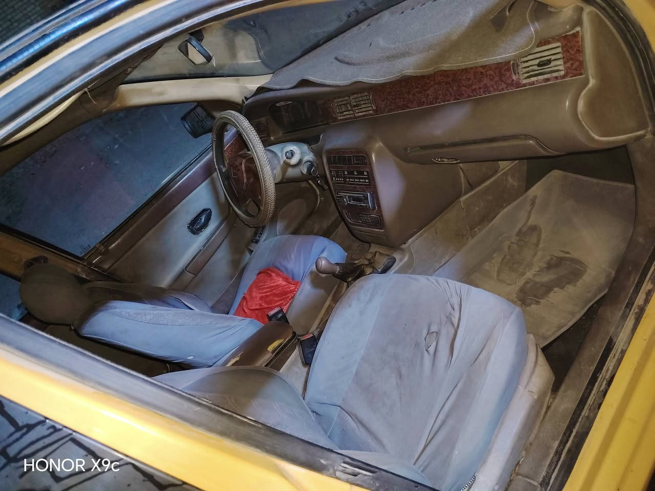 السلام عليكم سمند ٢٠١١ سياره ومكينه وكير جدد وحداديه جديده كهربائيات كله شغاله ١٩ورقه وبيه مجال بسيط *********** بغداد شرط التحويل

