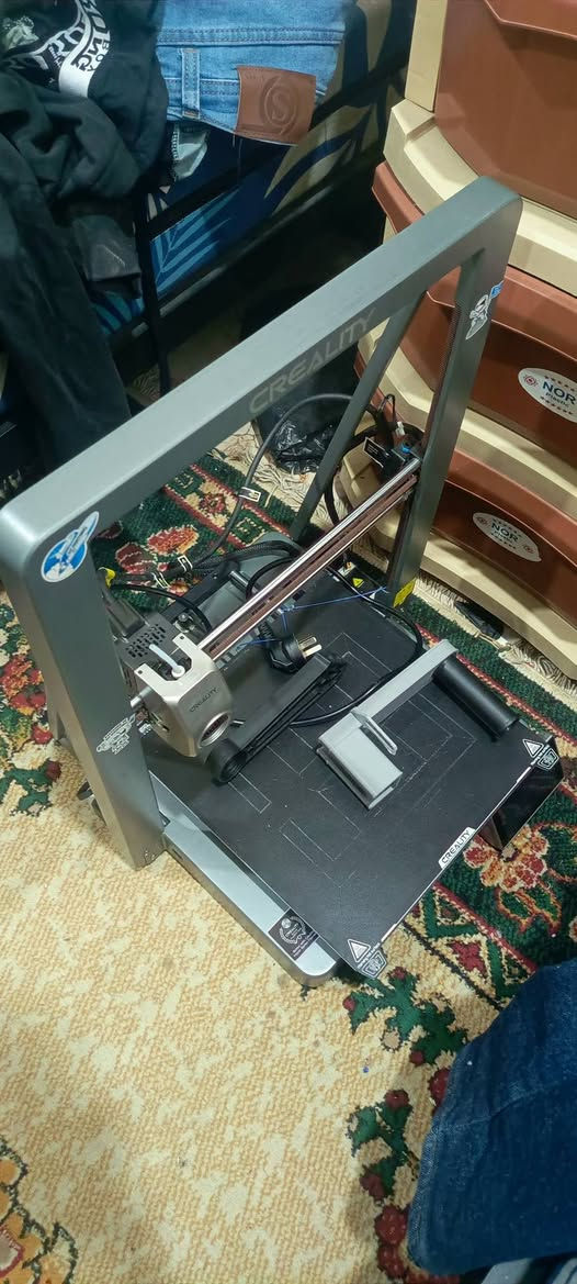 السلام عليكم
مجموعة غراض للبيع 

- cnc 3018 pro
يجي وياه شاشة 
جبته حتى اتعلم عليه بس معرفت استخدم الشاشة فچنت اربطه باللابتوب مباشرة
شغال 100% وكل غراضة وياه ووياه مجموعة براين اضافية 

سعره 250 الف

- Air brush 
وياه المسدس مالته والصوندة والمحولة وكل سوالفع

سعره 50 الف

- مكينة تنعيم ترددية
شغالة 100% 

سعرها 25 الف

-طابعة ثلاثية الأبعاد  نوع creality ender 3 v3 plus 
استخدام 370 ساعه تقريبا
كل غراضها وكارتونتها موجودات ويجي وياها 6 نوزلات اضافية هدية

سعرها 550 الف

الياخذهن كلهن شلعه احسبهن له ب800 ويه التوصيل

سبب البيع داصفي بالغراض مال الورشة

للتواصل خاص او على الواتساب 
***********
