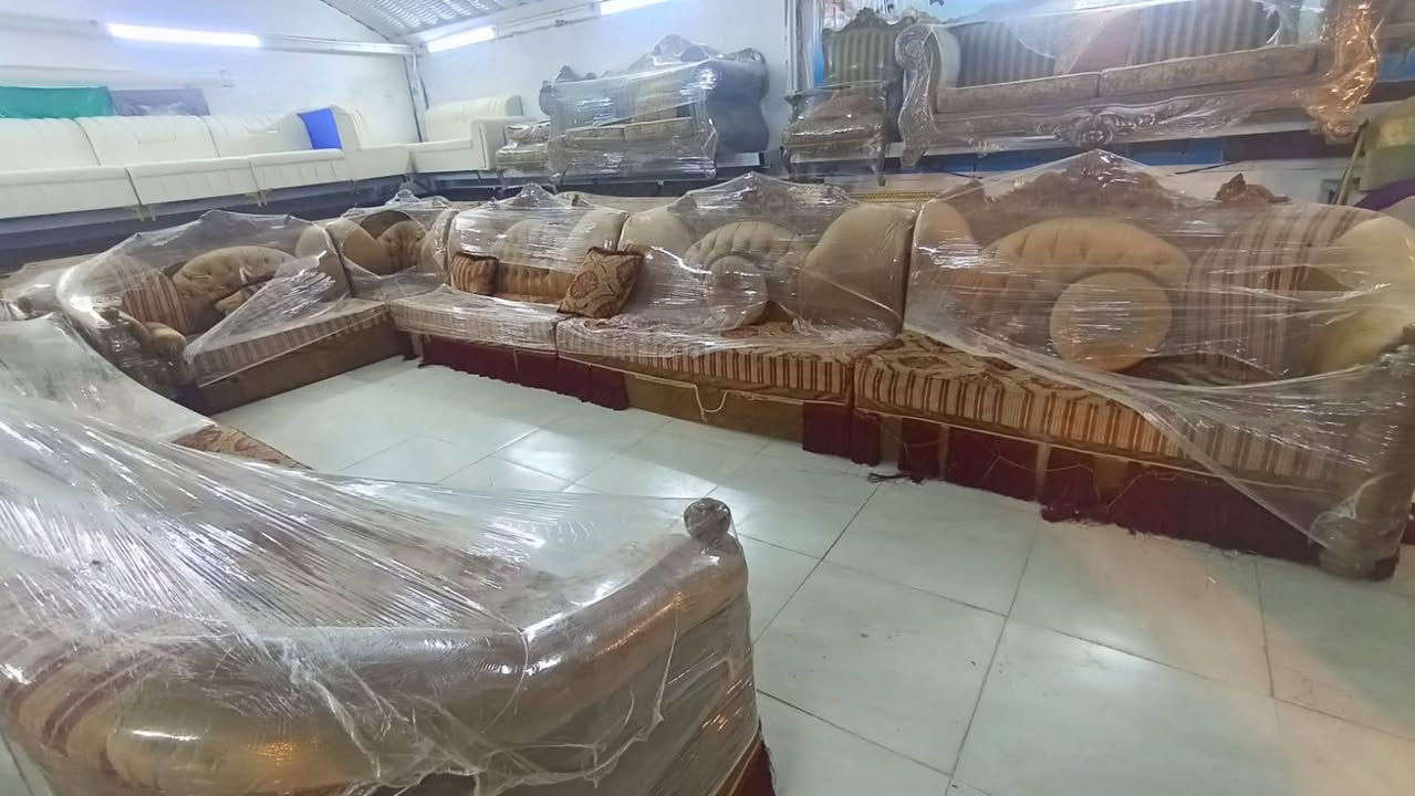 تم بعون الله وصول وجبه جديده من الاطخامه والدواوين الباله الخليجي وجميع الألوان والقياسات للاستفسار واتساب ***********
