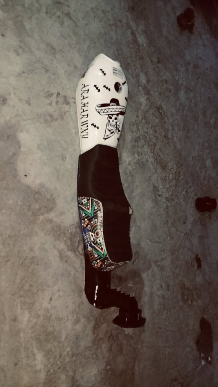 سەرەتا بەناویخوا ئەمتاقمەجوانە بۆفرۆشتن تەنکیەکە لۆکە بەنزینی تێنەکریاوە وەجوانترین لەزگە دروسکریاوە هەرکێ موشتەریە چاتکا وەدڵی خۆیشتان دروسی ئەکەین ئەدمینی دڵ


**إذا كنت صاحب هذا الإعلان وتريد حذفه لأي سبب، رجاءا أرسل رسالة إلى الدعم الفني**
