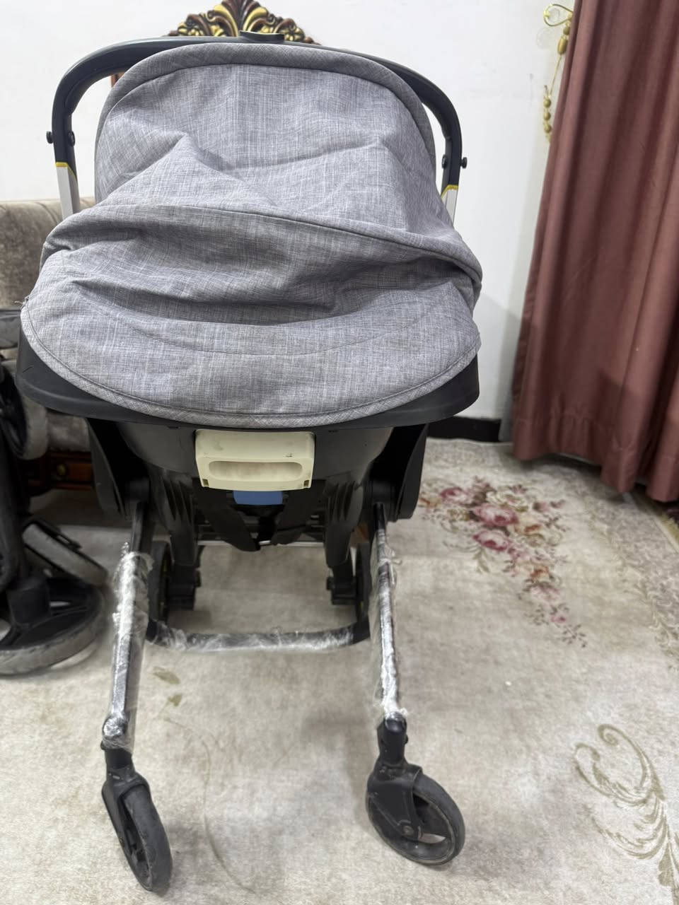 هية عربانه وهية كرسي ومنام وجلوس وتكفي لحد عمر 12 سنة
مستعمل شي قليل نظيفة يحتاجلها فقط غسلة بسيطة للبيع قفل ب 80 مكانها غزالية علما سعر الجديدة ب 220 الف


**إذا كنت صاحب هذا الإعلان وتريد حذفه لأي سبب، رجاءا أرسل رسالة إلى الدعم الفني**