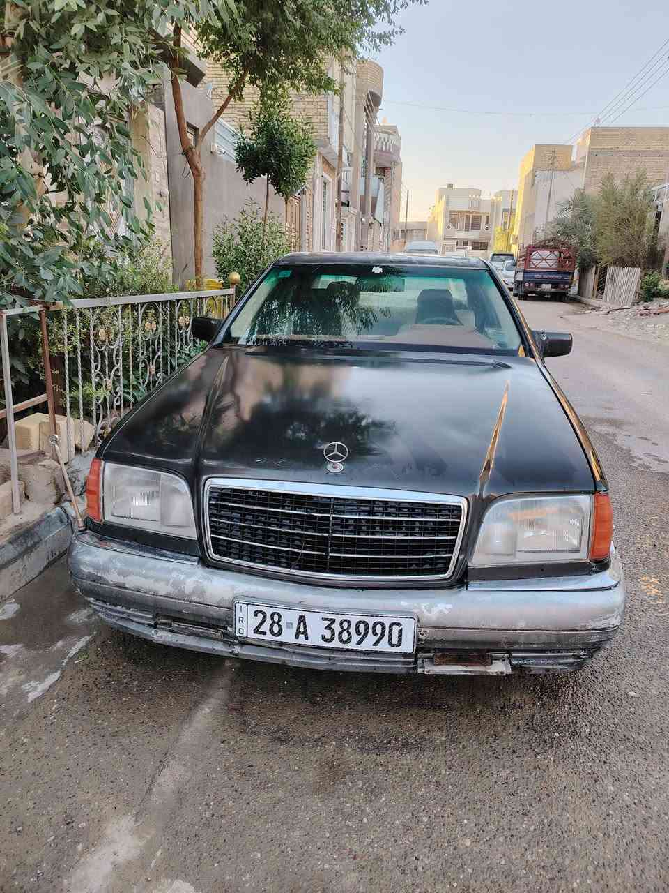 السلام عليكم ورحمة الله وبركاته
سياره مارسدس شبح S500 مديل 92 مكفوله من الضربه القويه والكلبه والكص ونقل الجثه والعيب الشرعي مصبوغه عام مكينه  2500 گير بس بيه تأخير بالنمره الثانيه لازم ترفع رجلك وتجي باقي النمر بصوره طبيعيه كهربائيات شغاله من كيجات بنزين حماوه لايت بروجكتر بك لايت شاشه فان التبريدشغال ماعدا الاشارات الجانبيه طفن رقم دولي نجف سنويه 26مشروع وطني  بأسمي داخله هزه وبيها ملصق الهزه بشهر 12 دبل جام سياره جاهزه الحداديه الاماميه جيده جداً الخلفيه نص ونص عوزها دبل خلف السايق سعره 25  مكانه ذي قار المركز الاتصال على الرقم ***********
