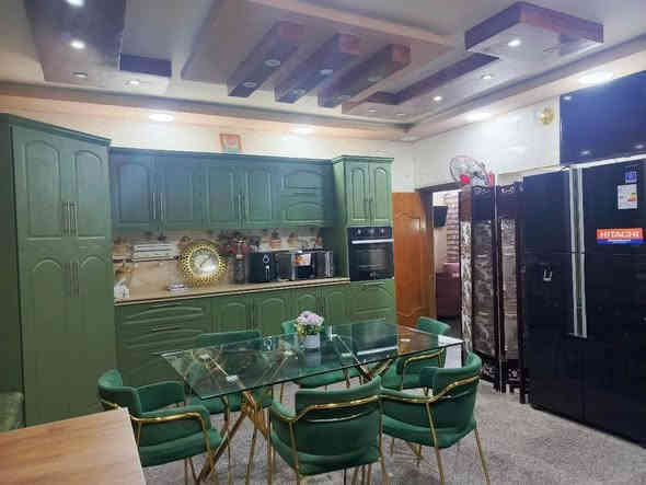 السلام عليكم بيت للبيع بالبكرلي الاولى طابو صرف مساحه 200 متر
 قرب قسم الصحه العامه مقابيل مدرسة البشرى قرب مستشفى الضامن 

 طابقين يحتوي على 4 غرف نوم 

الطابق الاول ///يحتوي على غرفتين  واستقبال وكلدور ومطبخ

 حار وبارد وصحيات غربي وشرق  وكراج وحديقه الارضيه كلها كرانيت 

الطابق الثاني /// يحتوي على غرفتين وصحيات غربي وكلدور 
موقع مميز يبعد عن خط الكيات 75 متر شارع البيت 10 متر كافة الخدمات 
السعر 375 وبي مجال 
للاستفيار مراجعة مكتب عقارات البقيع الكائن في نهاية شارع الطوارئ
او الاتصال على الرقم *********** حسين المعموري
