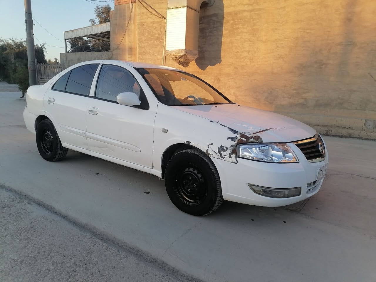 سەنی 2012بــــڕاوە لۆک ناوزەرد گێڕ و مەکینە بەشەرت تەقە و ڕەقەی بەشەرت کارەبای هەموو گیانی بەشەرت لەپێشەوە لای سەک یەک تۆز ناوی گرتوە تۆزێ پشت لایتەکەیەتی ئسپانە لەمەکینەی نەدراوە مەگینە گەورەی گێڕ ئۆتۆماتیک و عادی دوو جام کارەبا چوار تایە و ویلی لۆک بۆبەسراوە ئەو دەعمەشی بۆیاخم نەکردۆتەوە تاوەکو بەڵگەیەک دیاربێ دەعمەکەی قورس نیە تەبرید سارد و گەرمی بەشەرت نوقسانی لەگیانیا نیە برێکی کامل بەسراوە دیسک و بەنسی تازەیە لـەکەلارم ***********     *********** السليمانية, العراق
