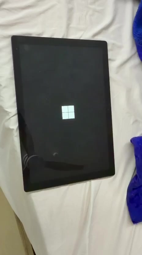 سيرفس برو ٦ الجيل الثامن رام ٨ وهارد ٢٥٦ نظيفة جدا لون اسود عند التشغيل تبقى على شعار الوندوز بس ابيعها على وضعها يم اعلى سعر


**إذا كنت صاحب هذا الإعلان وتريد حذفه لأي سبب، رجاءا أرسل رسالة إلى الدعم الفني**