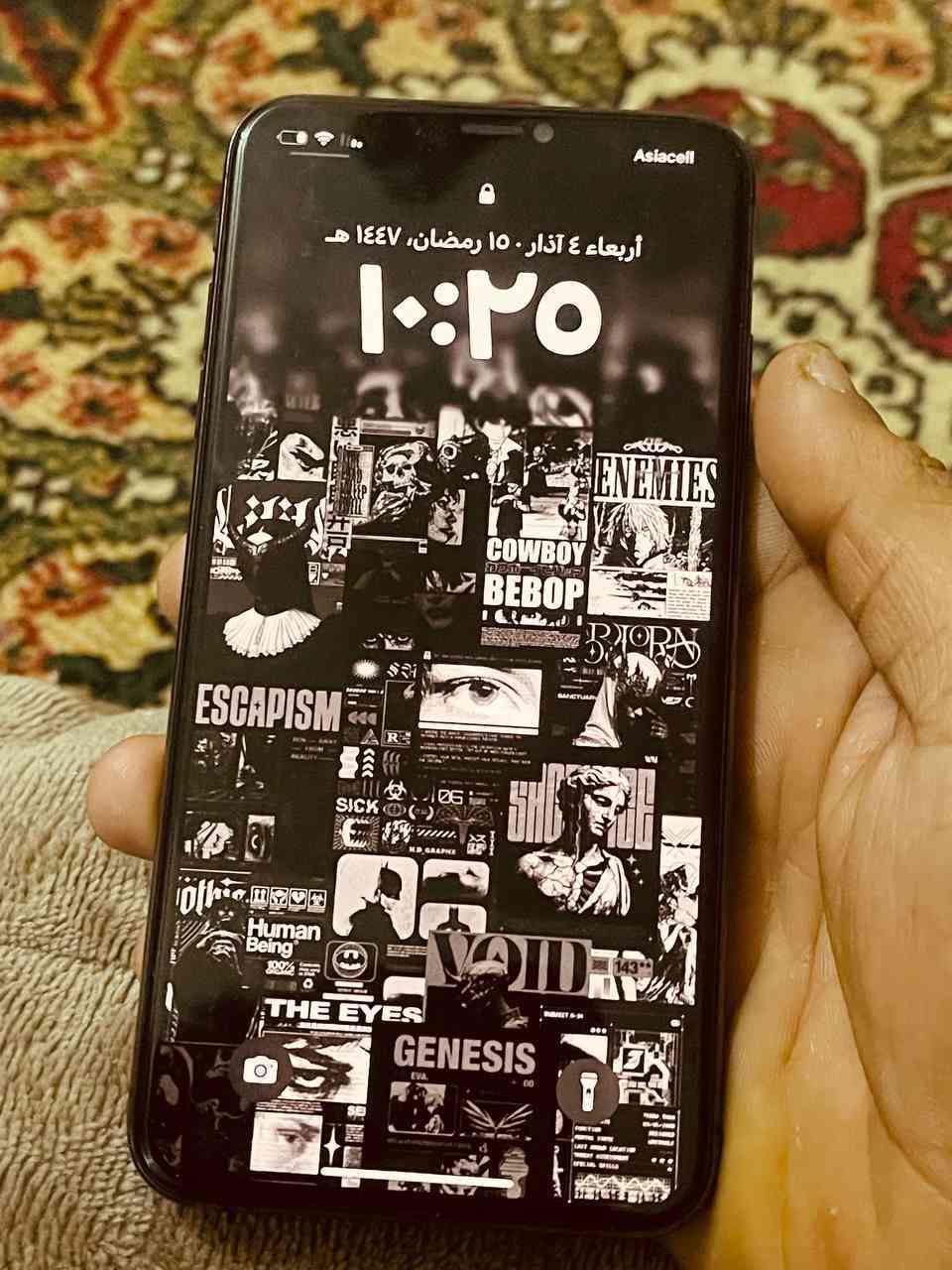 سلام عليكم حبايب. آيفون اكس اس ماكس 256 اسود مال بيت الله شاهد نضيف من كل النواحي وإذا مبدل بي شي تاخذة بلاش ثانيا بطارية ٧٤ بلاد مامفتوح وتربروف 
السعر 260 وبي مجال حك الجيه مكاني بغداد الشماعية .
راسلني واتساب ***********
مو شراي لا تعبني فدوة ♥️.
