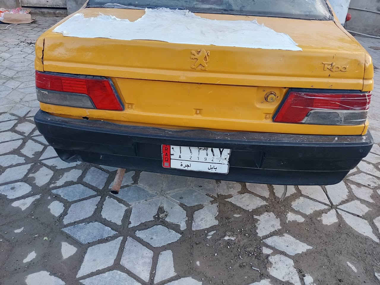 السلام عليكم بيجو 2009 من بغداد للبيع ب 12 وبيها مجال ***********
