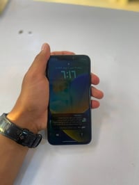 آيفون XS • ٢٥٦ • بطارية ١٠٠